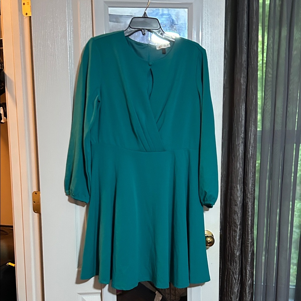 Neiman Marcus Emerald Long Sleeve Dress